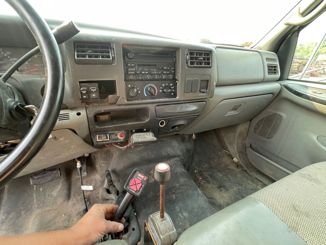 2003 FORD F650 XLT - Image 26